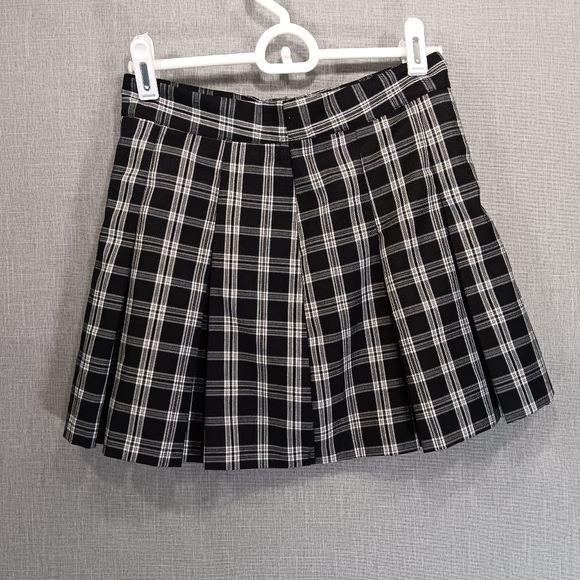 Plaid Pleated Mini Skirt Size 2 Y2K Clueless Preppy Academia Neutral Divided H&M - Picture 5 of 6